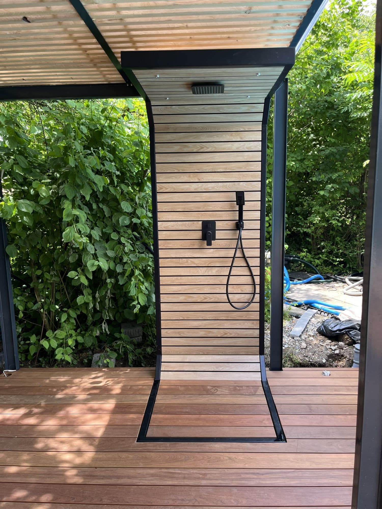 Prysznic ogrodowy  z funkcją deszczownicy 80x80x240